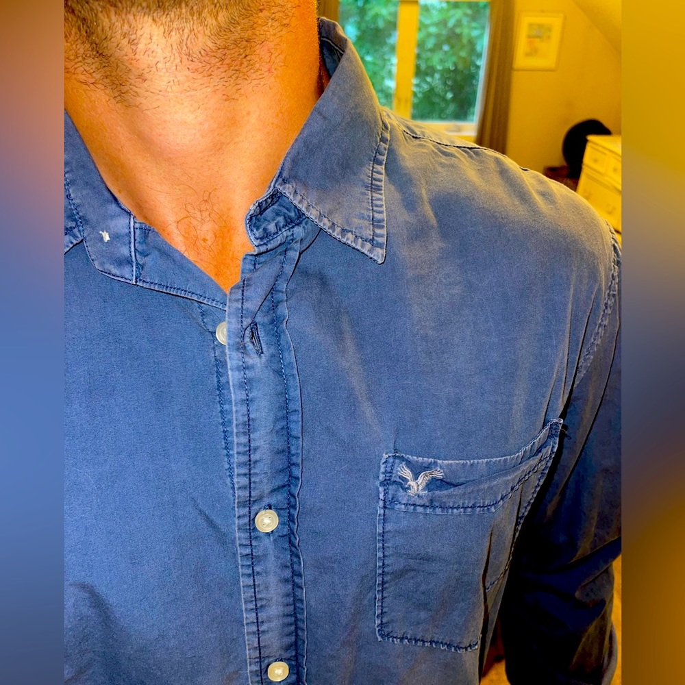 American eagle athletic fit XL/TG button down.